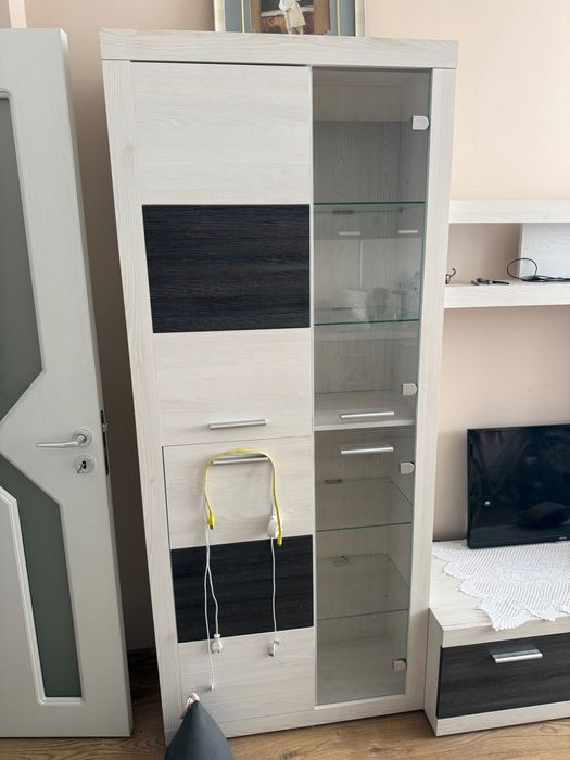 Мебели Скрин и Секция с Лед осветление