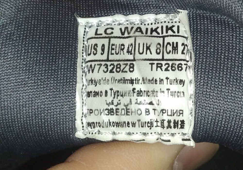 Кроссовки новые Waikiki Турция 42 размер, длина подошвы 30 см.