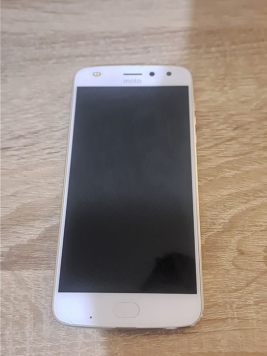 Motorola z2 play 64gb