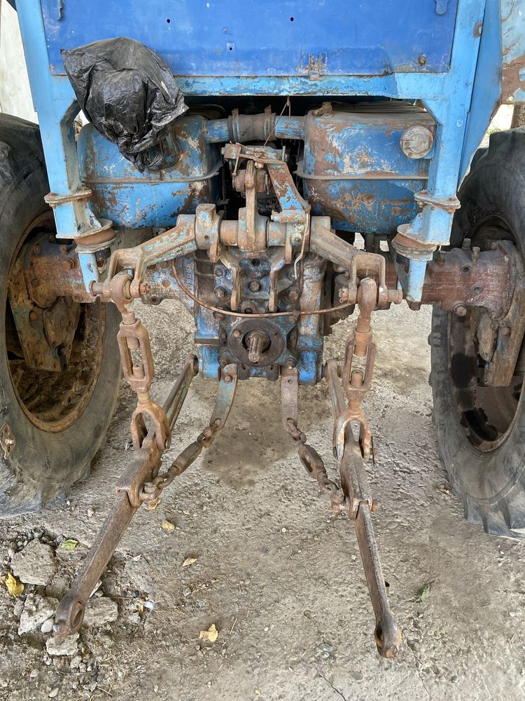 Traktor MTZ-80 Sotiladi