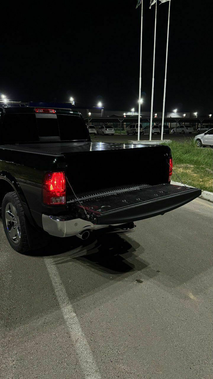 Dodge Ram 1500 Йили 2016