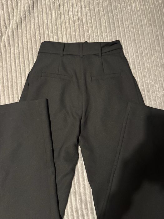 Дамски панталон спортно елегантен