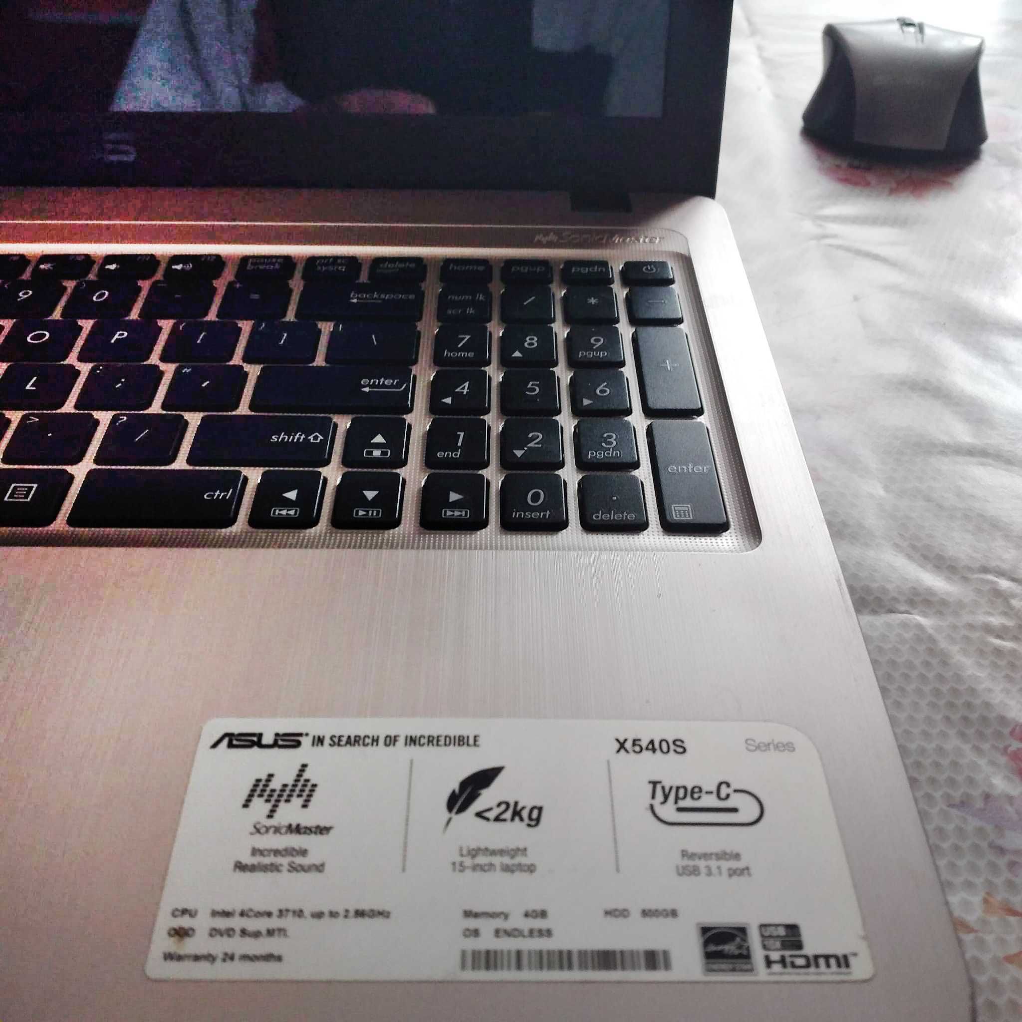 Laptop ASUS X540S