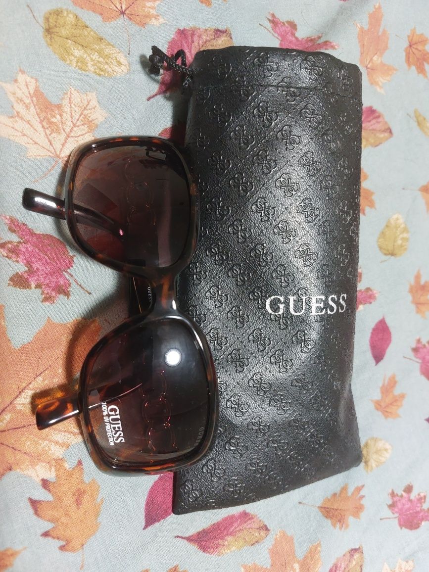 Слънчеви очила Guess