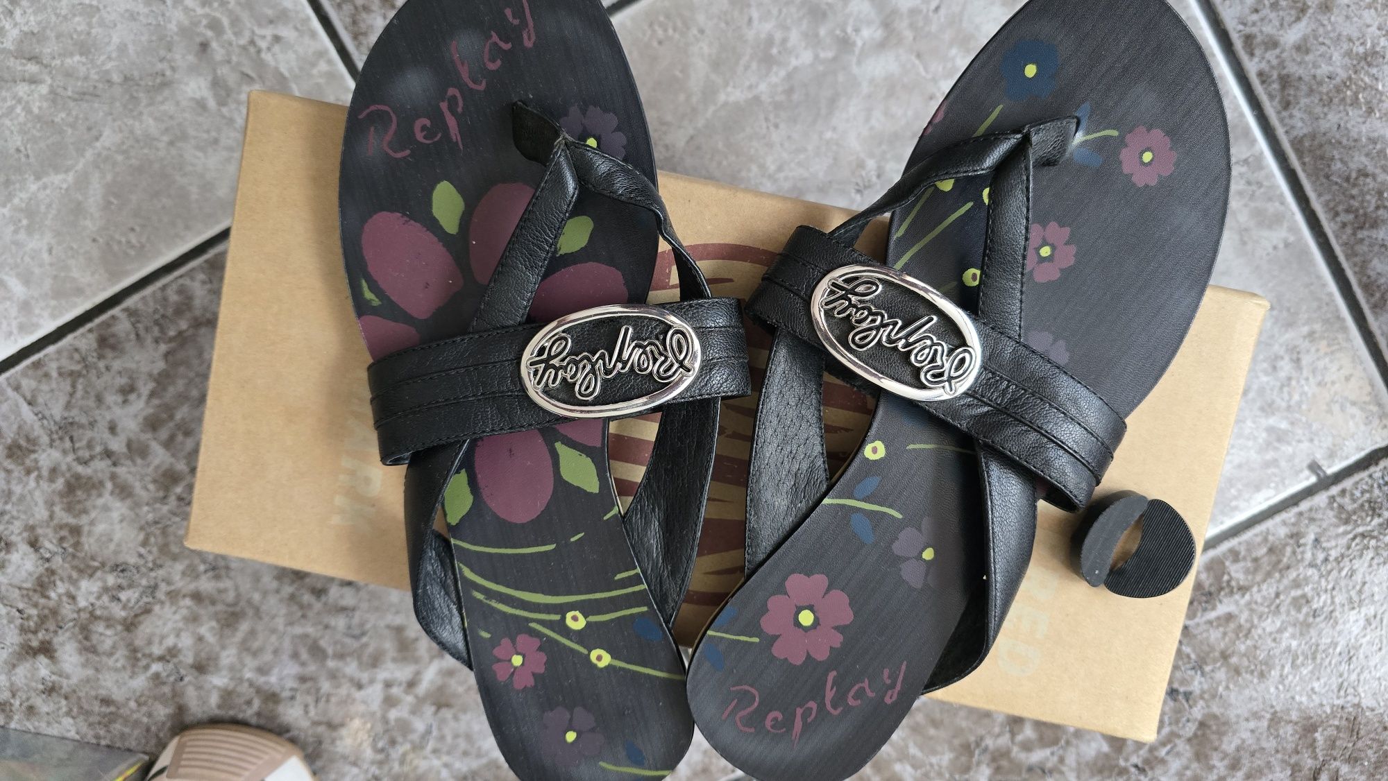 Furla,Ted Baker,Liu jo 36 н.