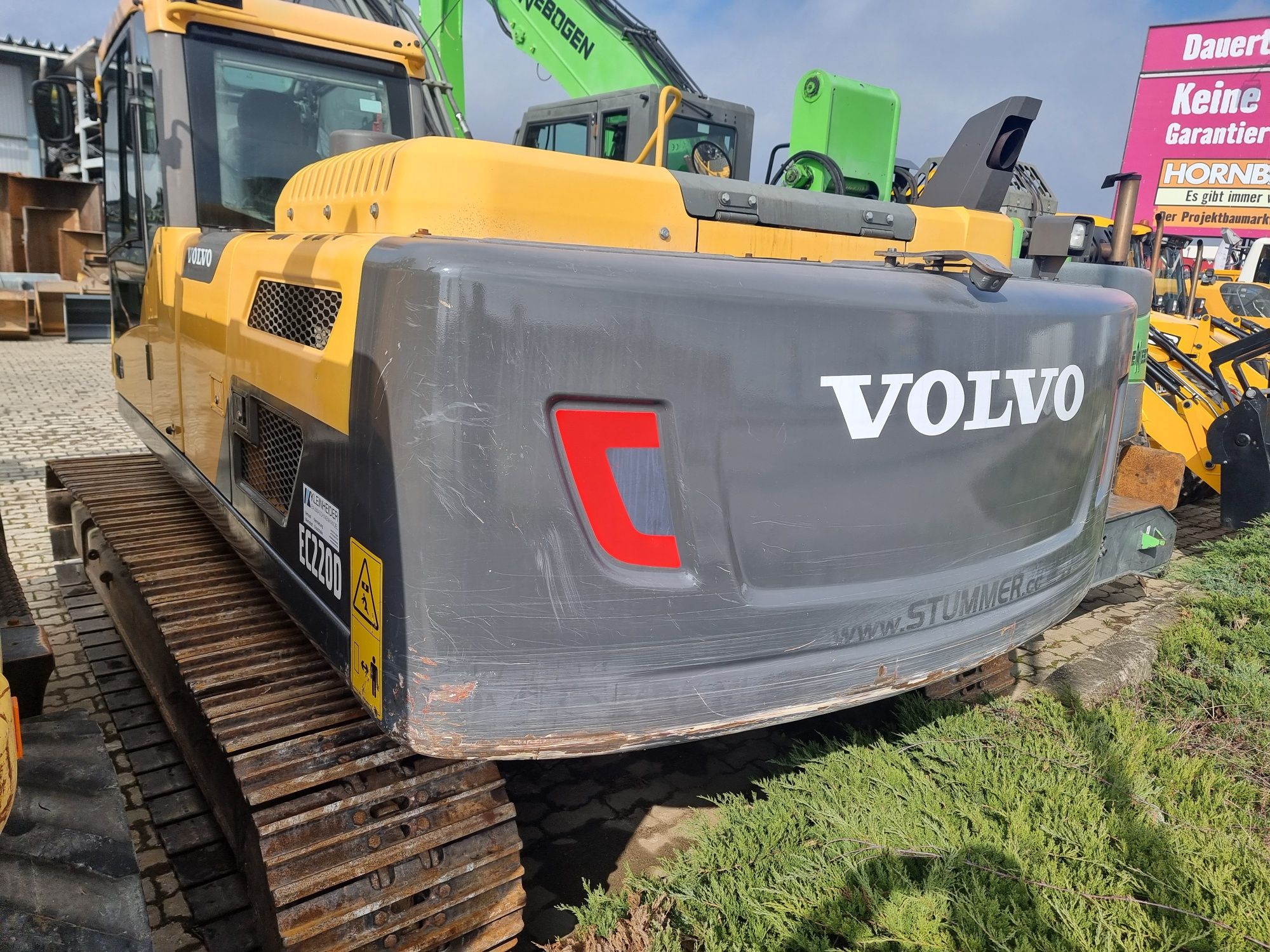 Excavator volvo 220 DN pe senile