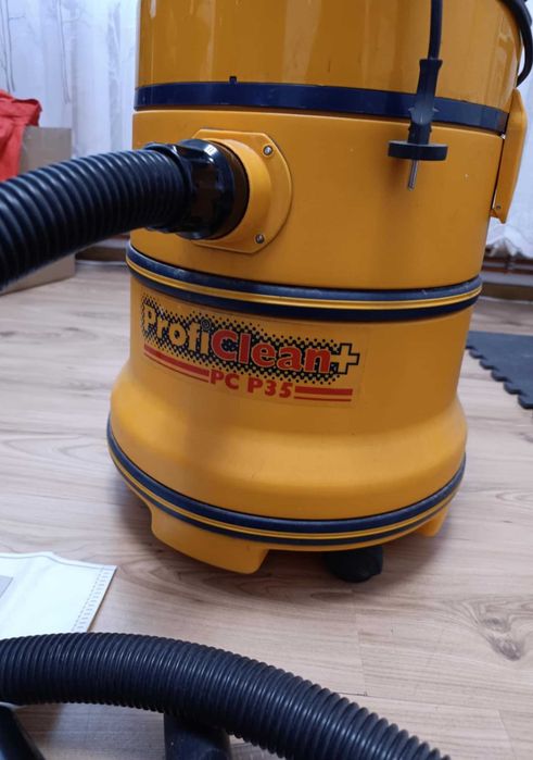 Aspirator profesional Gisowatt ProfiClean Plus PC P35