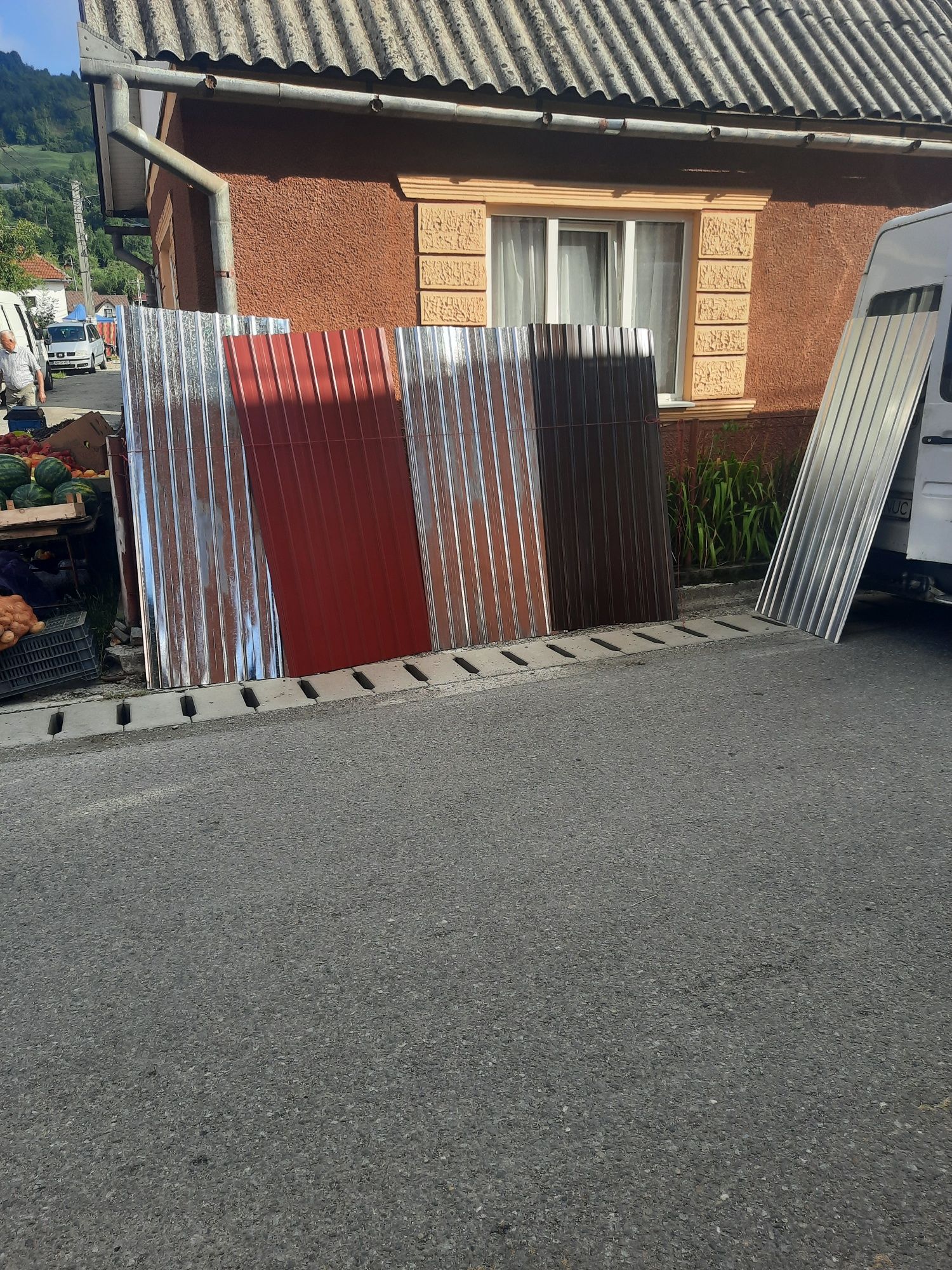 Tablă cutată zincata zinc aluminiu colorată preț negociabil transport