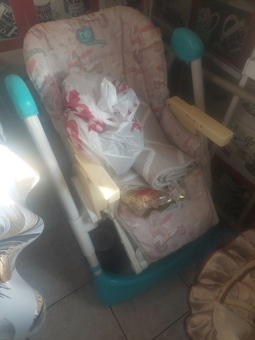 Стул для кормлерия