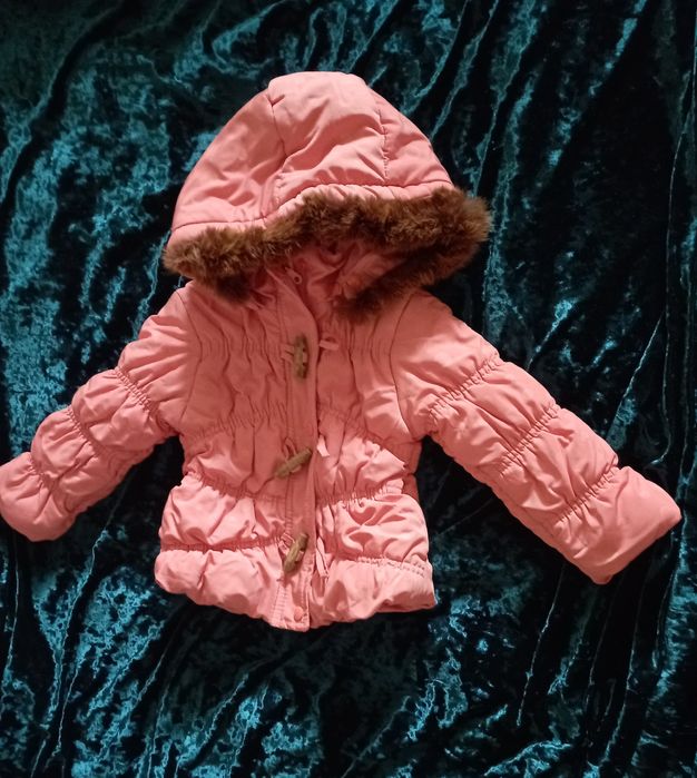 Детская куртка на девочку