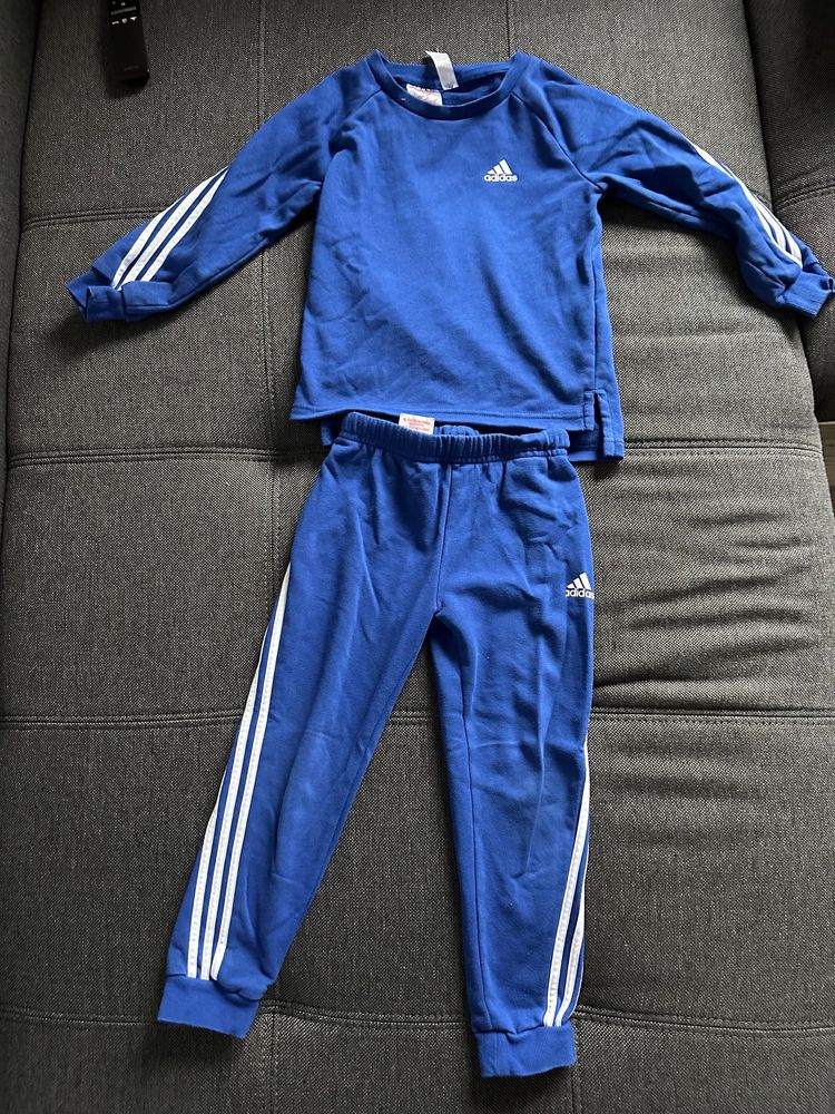 trening Adidas 104