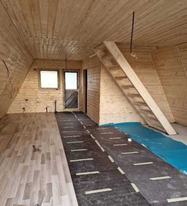 Vand casa modulara din lemn tip A frame