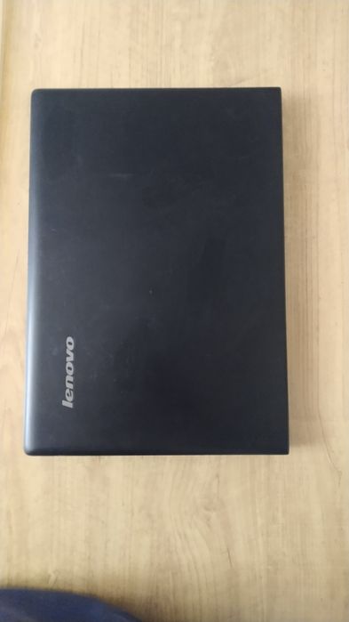 Ноутбук Core i3, windows 10, батарейка держит