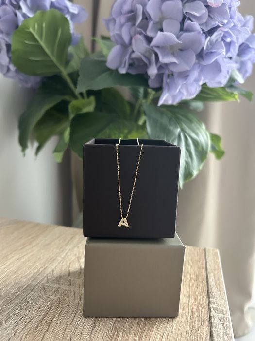 Lantisor aur galben Teilor