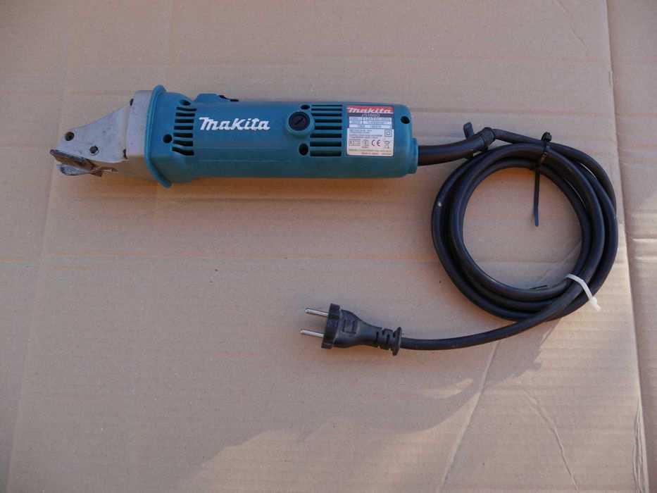 Mașină de tăiat tablă Makita 1660