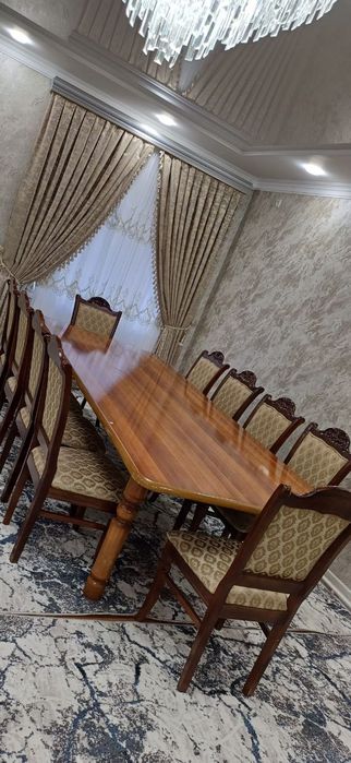 Стол-стул комплект сотилади