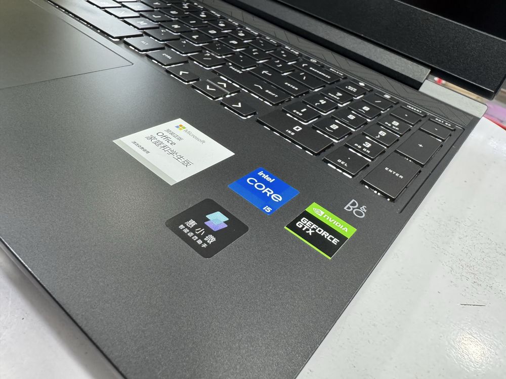 Hp victus core i5-12450H 16/512 ssd GTX1650 4 gb qoshimcha videokarta
