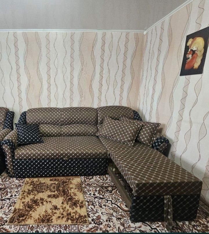 Продам диван в отличном состоянии