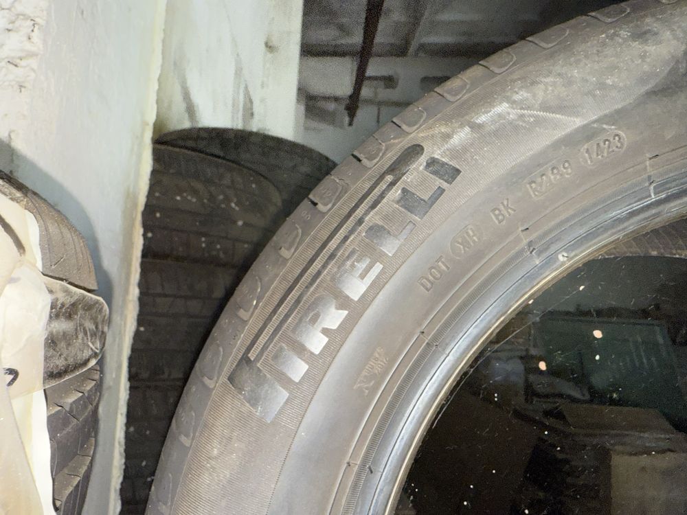 Б/У Шины Pirelli в идеальном состоянии