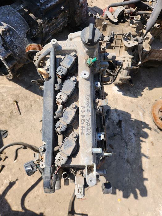 Motor toyota yaris 1.3 benzina