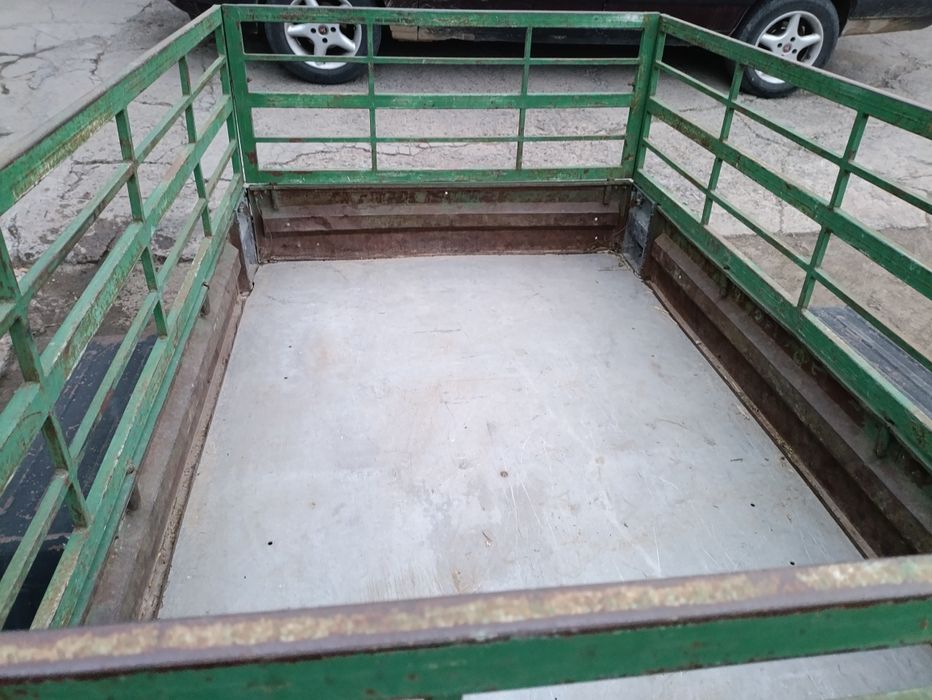 Продам прицеп лехковой