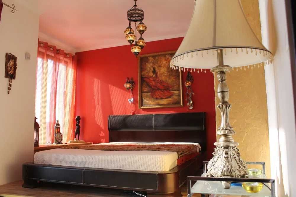 Продава се Тристаен апартамент в Бургас, Възраждане - 86 кв.м за 1103 €/кв.м - Снимка #3