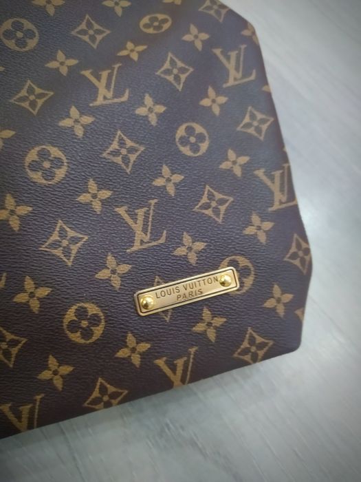 Дамски чанти Louis Vuitton Paris