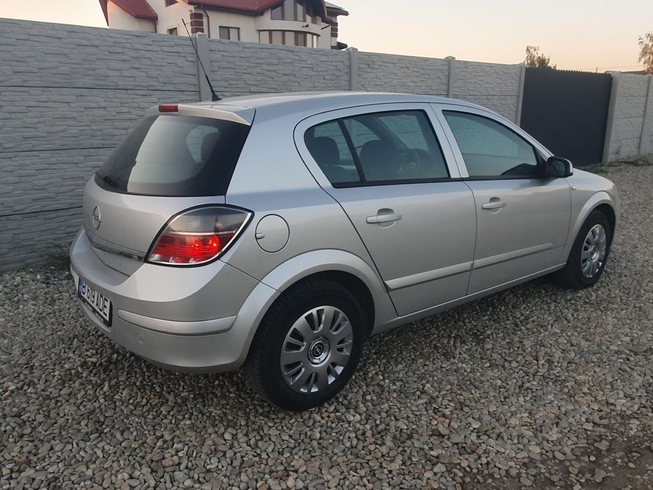 Opel astra h 1.6 benzina