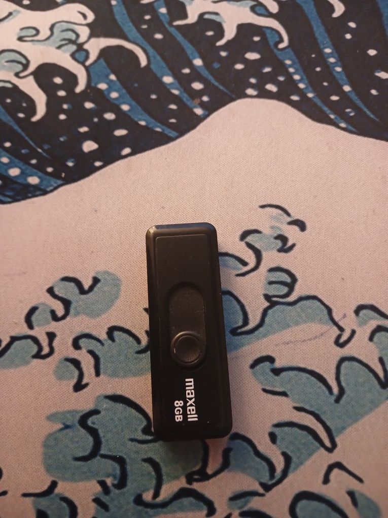 Usb cu Progam de minat aproape ori ce Cryptomoneda