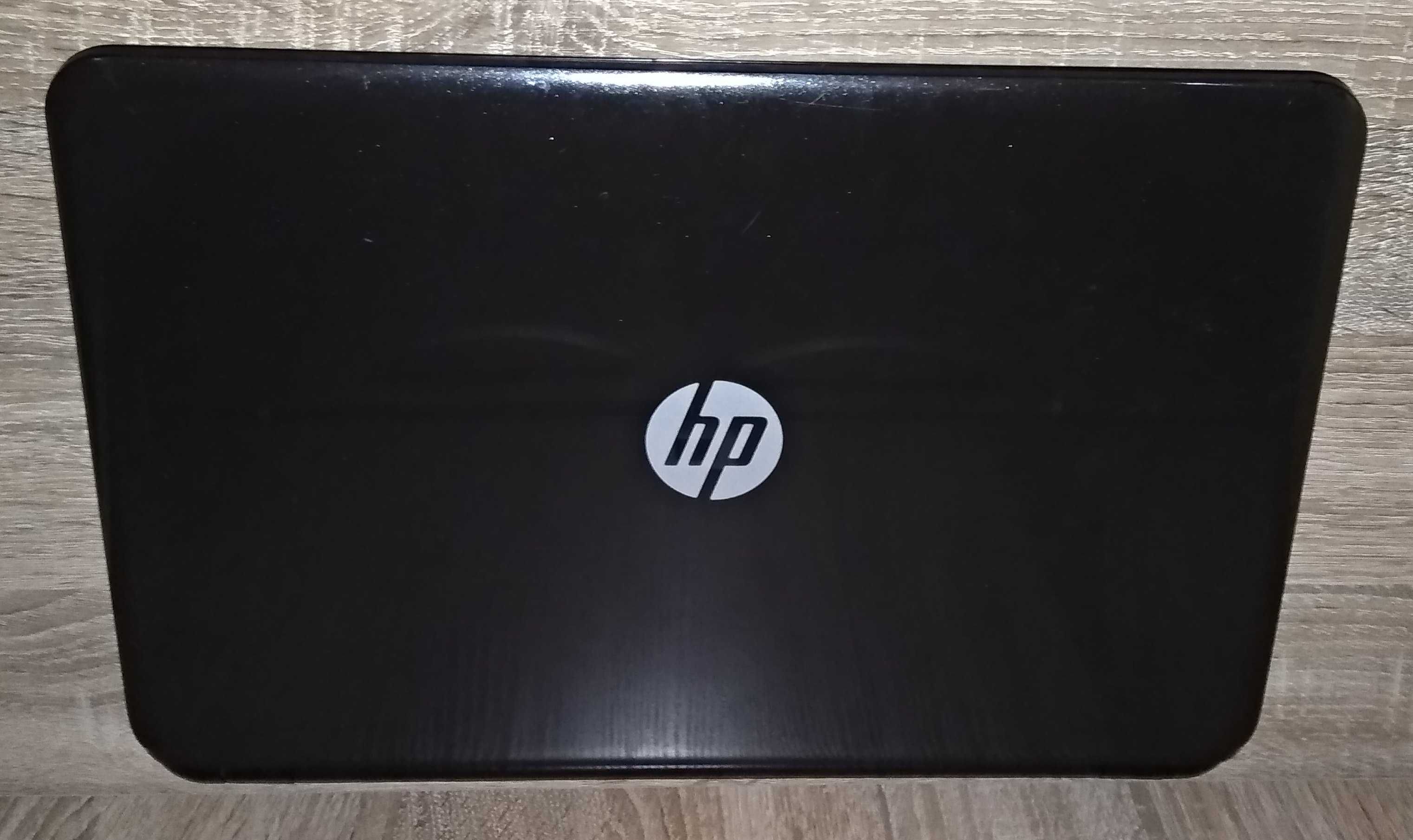 Ноутбук HP 15 -r041er + сумка + мышка