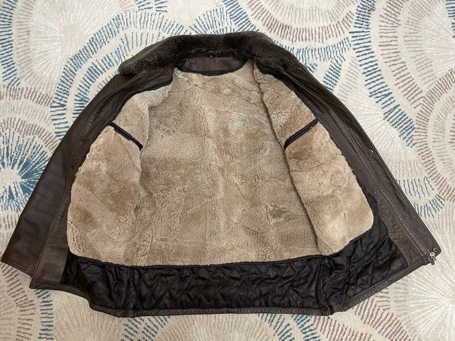 кожаная куртка - дублёнка в отличном состоянии.