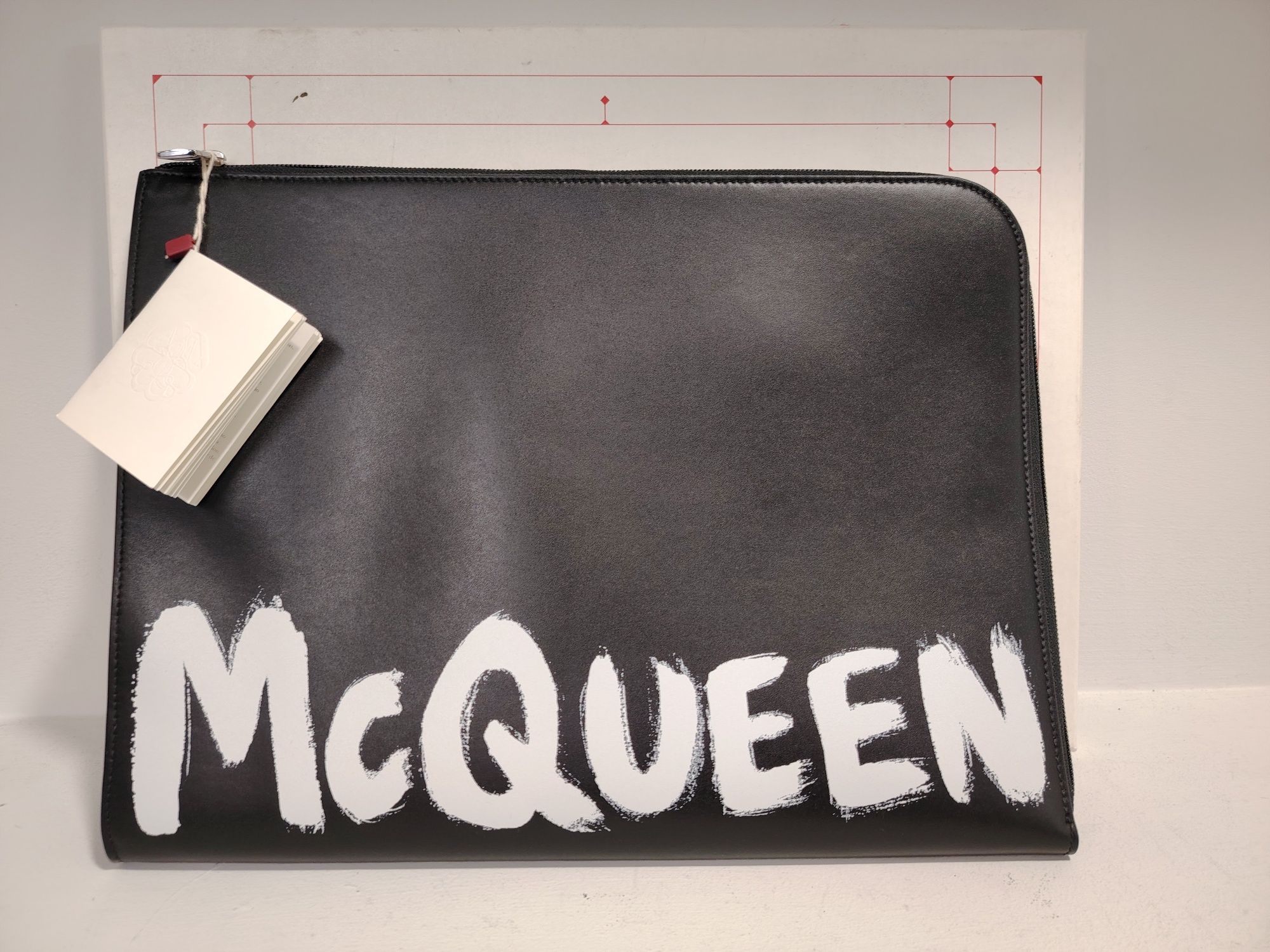 Alexander McQueen чанта