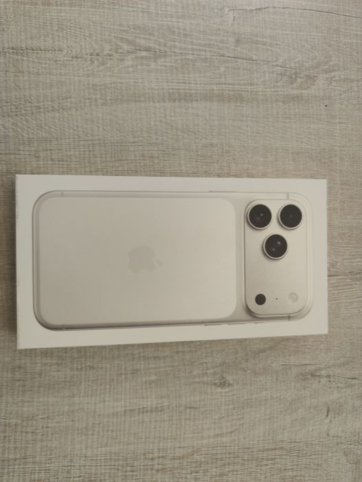 Apple iPhone 17 Pro max 512GB Deep Blue Silver 1г. Гаранция!