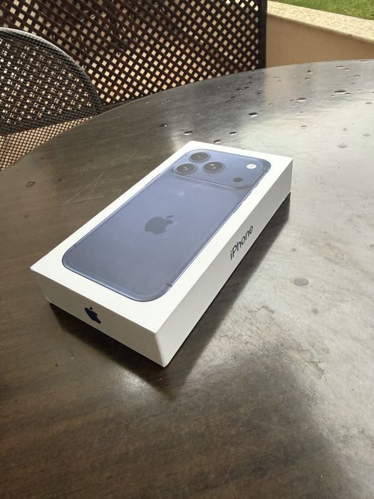iPhone 17 pro 256Gb Blue