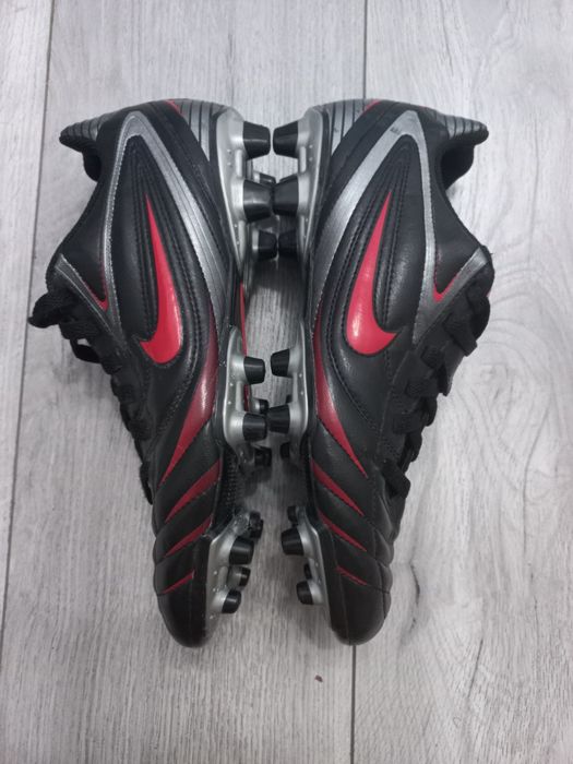 Ghete de Fotbal Nike