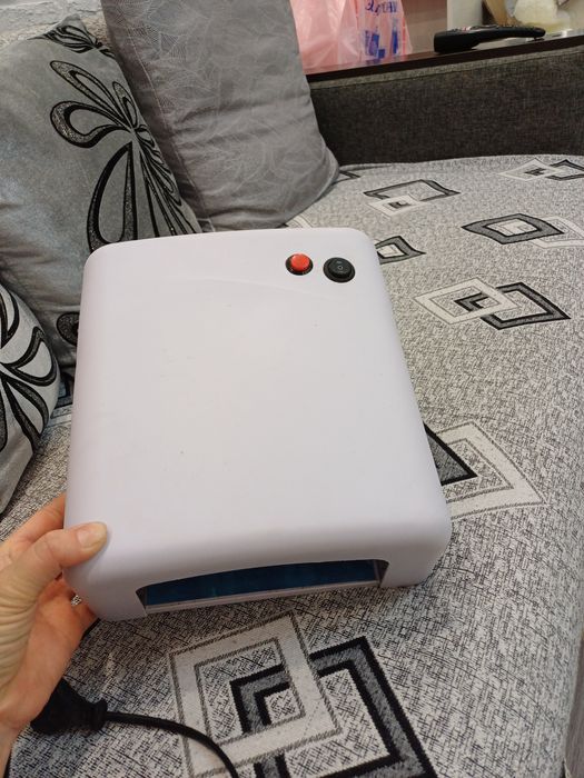 Лампа для маникюра