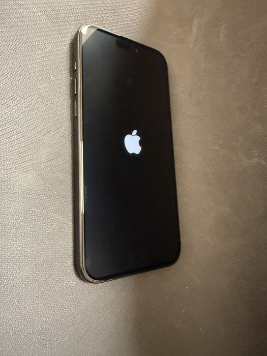 iPhone 15 Pro Max 256gb / с дефект