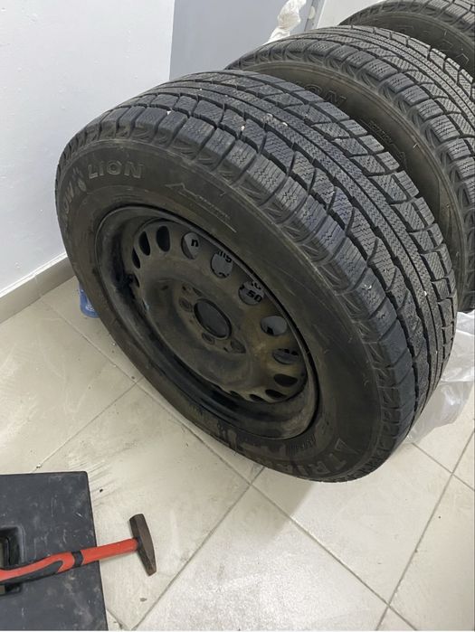 Продам зимние шины Triangle
