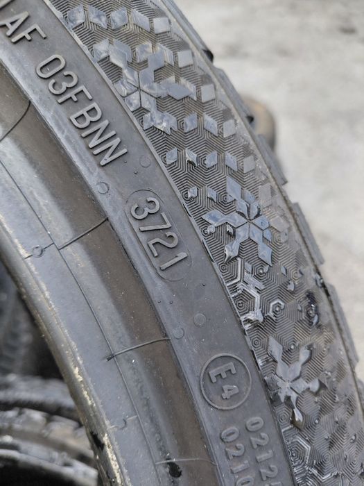 245/40/19" Continental 4бр.гуми