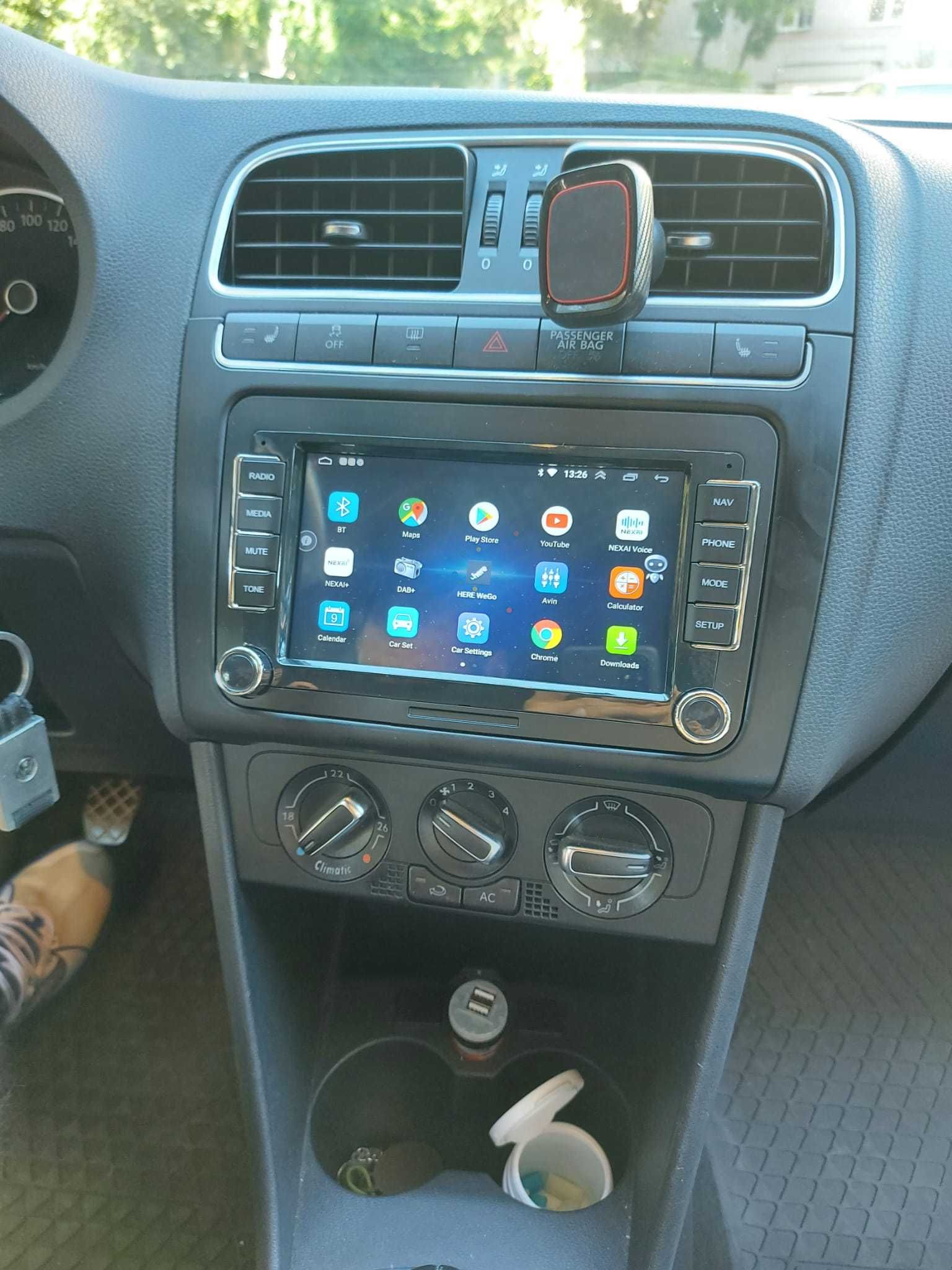 Navigatie Android Passat B6 B7 CC Waze YouTube GPS USB