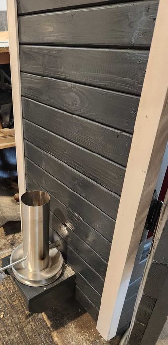 Afumători personalizate – din lemn cu interior din tabla galvanizată