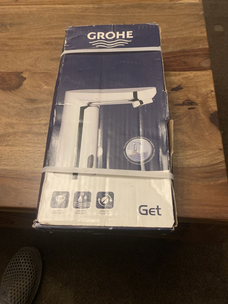 Vand robinet sanitar GROHE pentru lavoar senzor