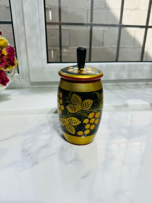 Продам различные сувениры,куплено при Ссср.