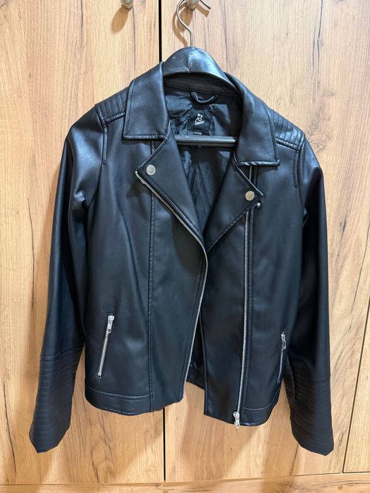 Дамско кожено яке