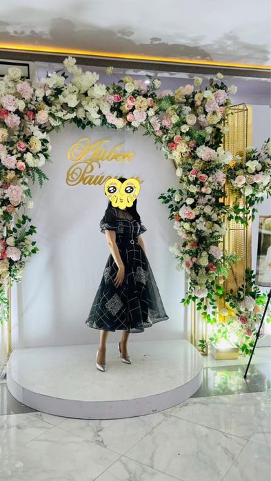 Платье вечернее 42 размер,носила 1 раз