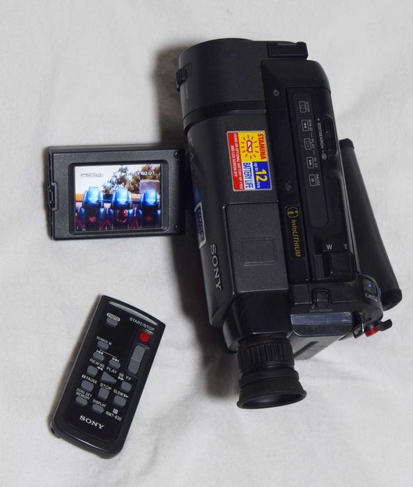 Camera video Sony  HI 8  si  JVC  VHS C