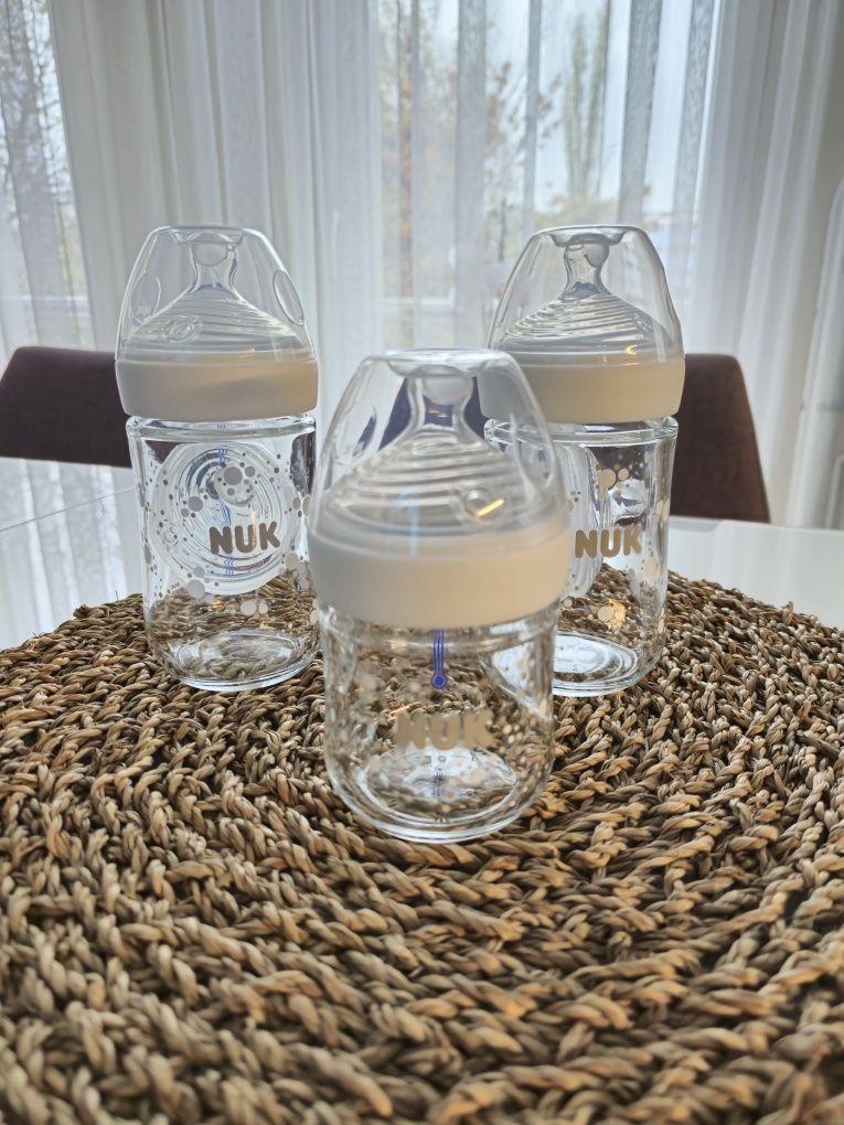 Комплект шишета и залъгалки Nuk