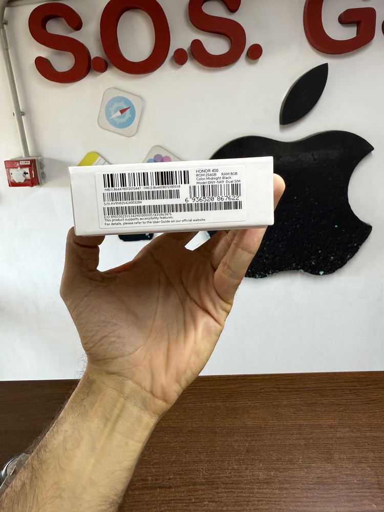 Vand Honor 400 256Gb 8Ram Nou(Sigilat)