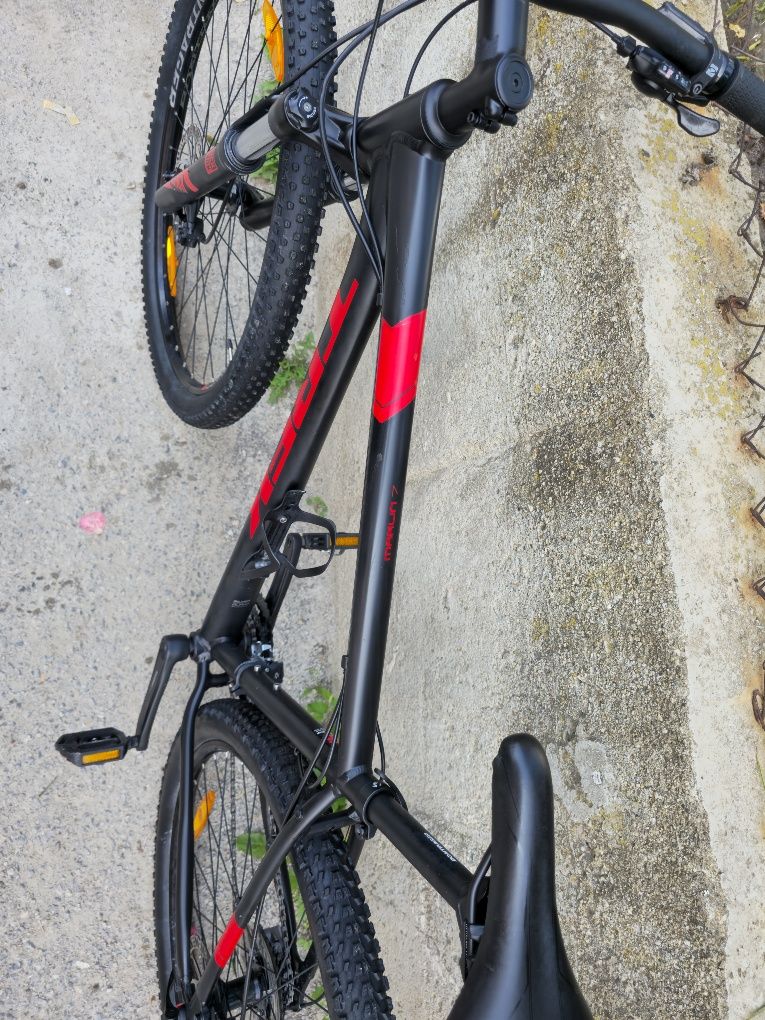 Trek Marlin 7 29 цола 3х9 скорости Rockshox вилка Обслужен,  Дискови