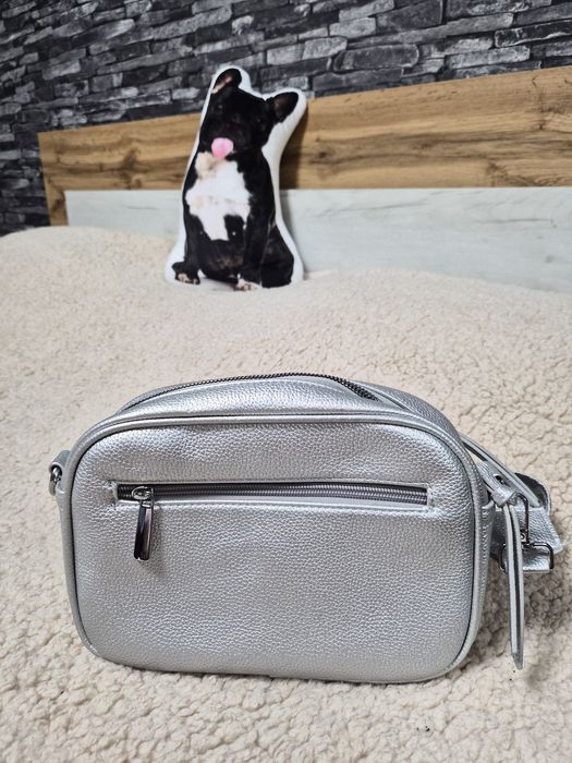 Дамски чанти на различни марки